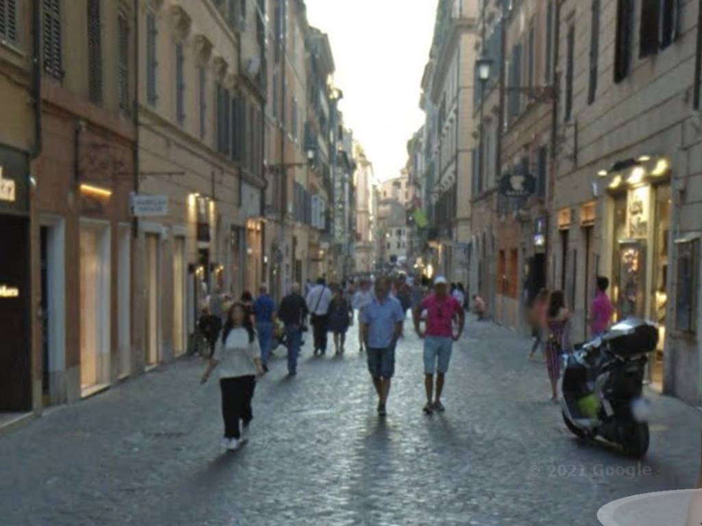 negozio in affitto a Roma in zona Campo Marzio