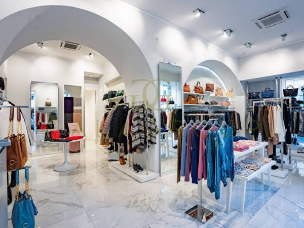 negozio in affitto a Roma