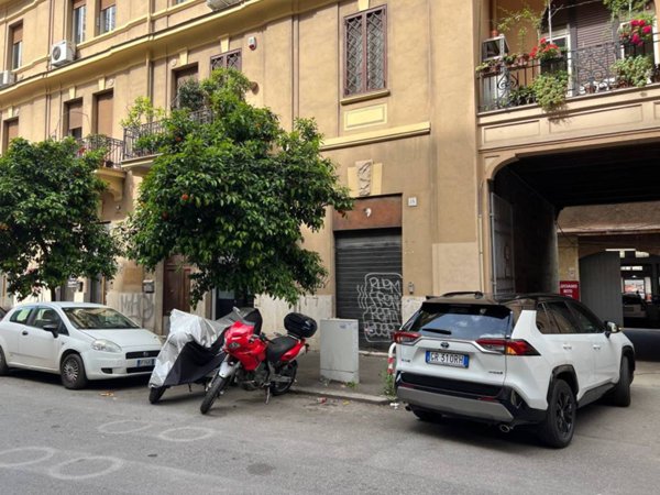 negozio in affitto a Roma in zona Ostiense