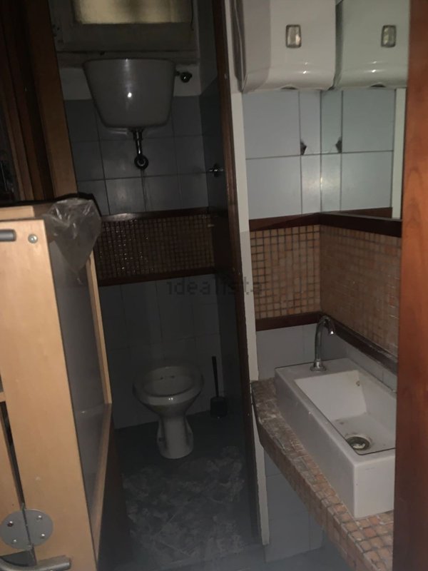 locale di sgombero in affitto a Roma