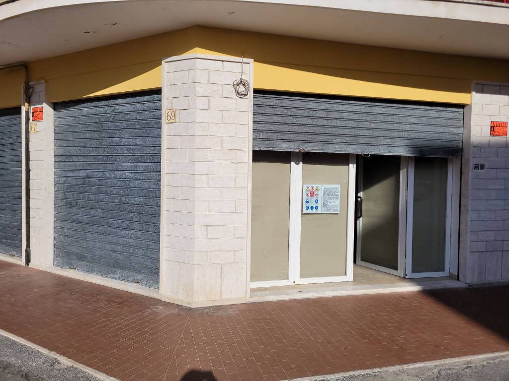 negozio in affitto a Roma in zona Trionfale