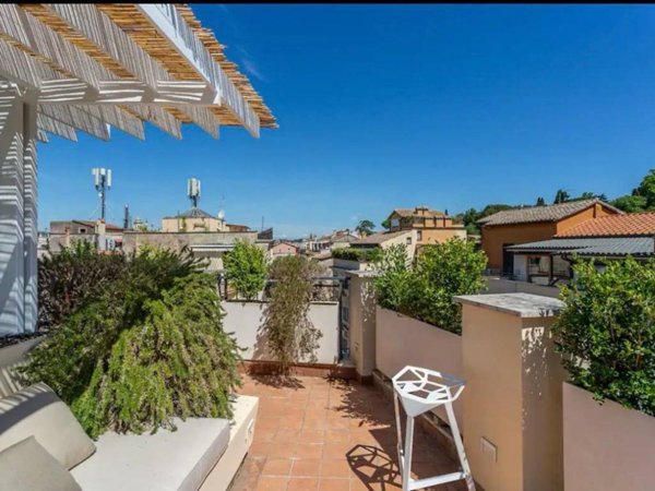 appartamento in affitto a Roma in zona Campo Marzio