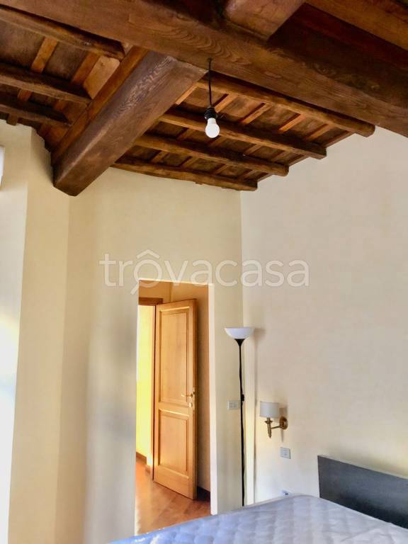 appartamento in affitto a Roma in zona Trevi-Colonna