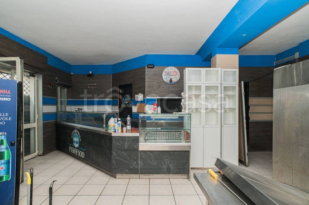 negozio in affitto a Roma in zona Aurelio