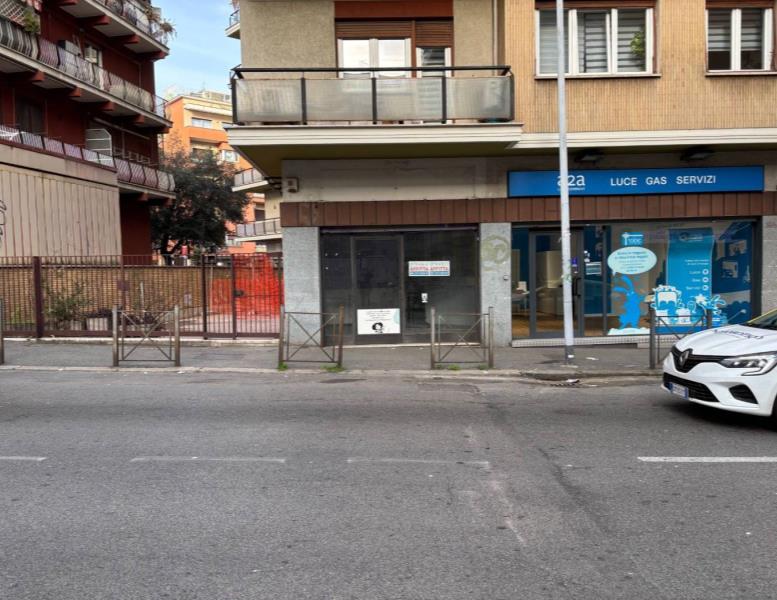 locale commerciale in affitto a Roma in zona Aurelio