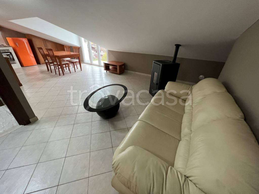 appartamento in affitto a Roma in zona Cinquina