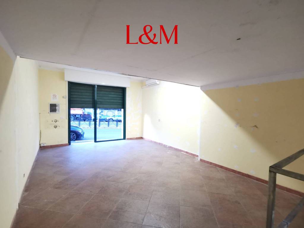 negozio in affitto a Roma in zona Portuense