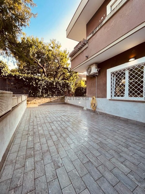 appartamento in affitto a Roma in zona Tomba di Nerone