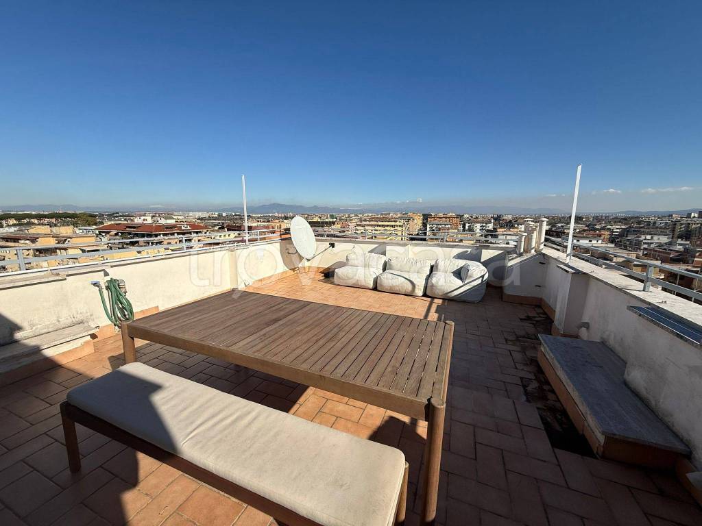 appartamento in affitto a Roma