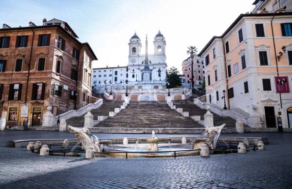 appartamento in affitto a Roma in zona Trevi-Colonna