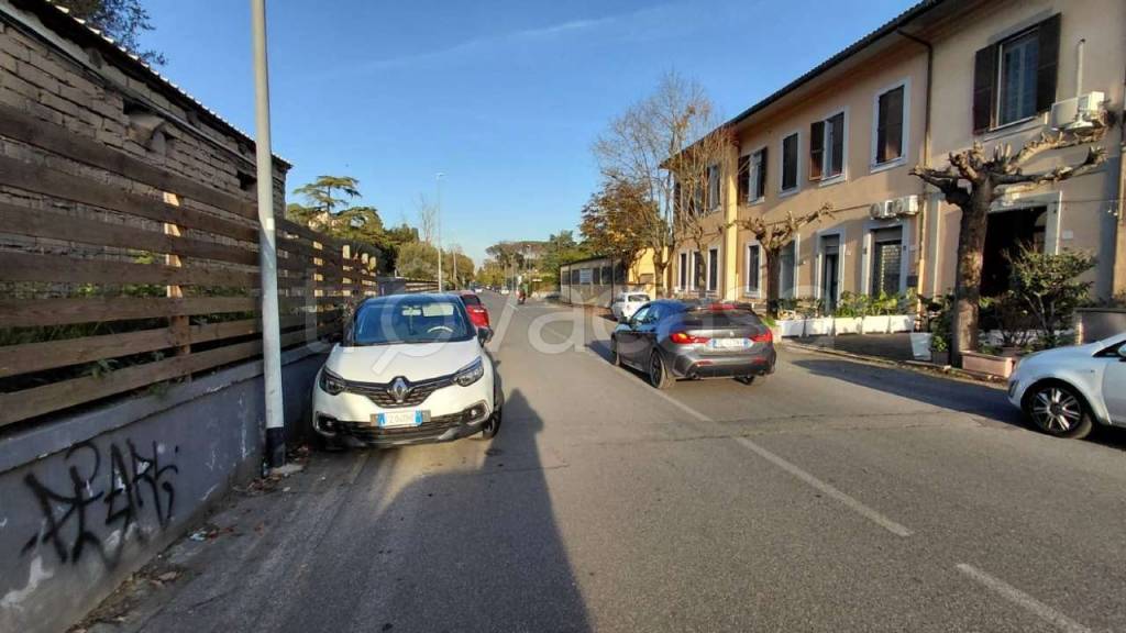 negozio in affitto a Roma in zona Flaminio