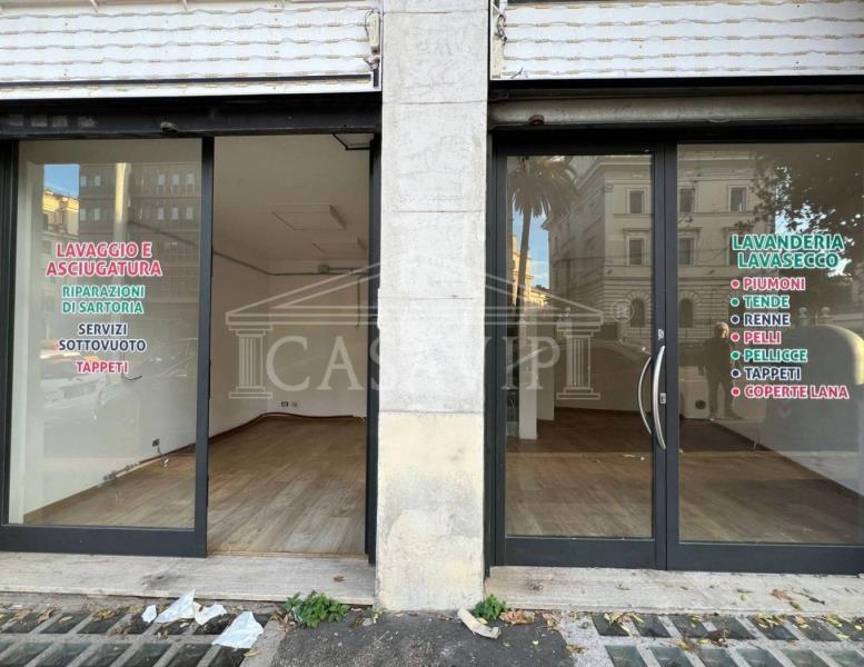 negozio in affitto a Roma in zona Nomentano