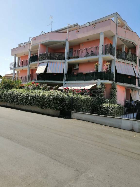 appartamento in affitto a Roma in zona Torre Gaia