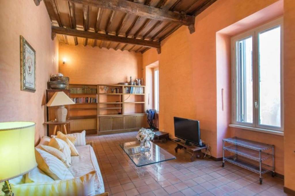 appartamento in affitto a Roma in zona Parione/Sant'Eustachio