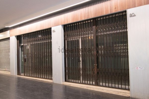 locale commerciale in affitto a Roma