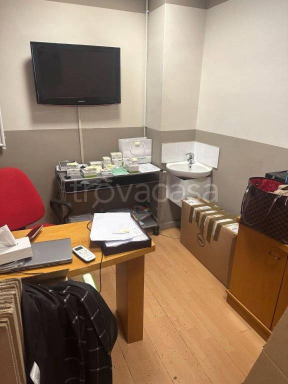 quadrivano in affitto a Roma in zona Appio Latino