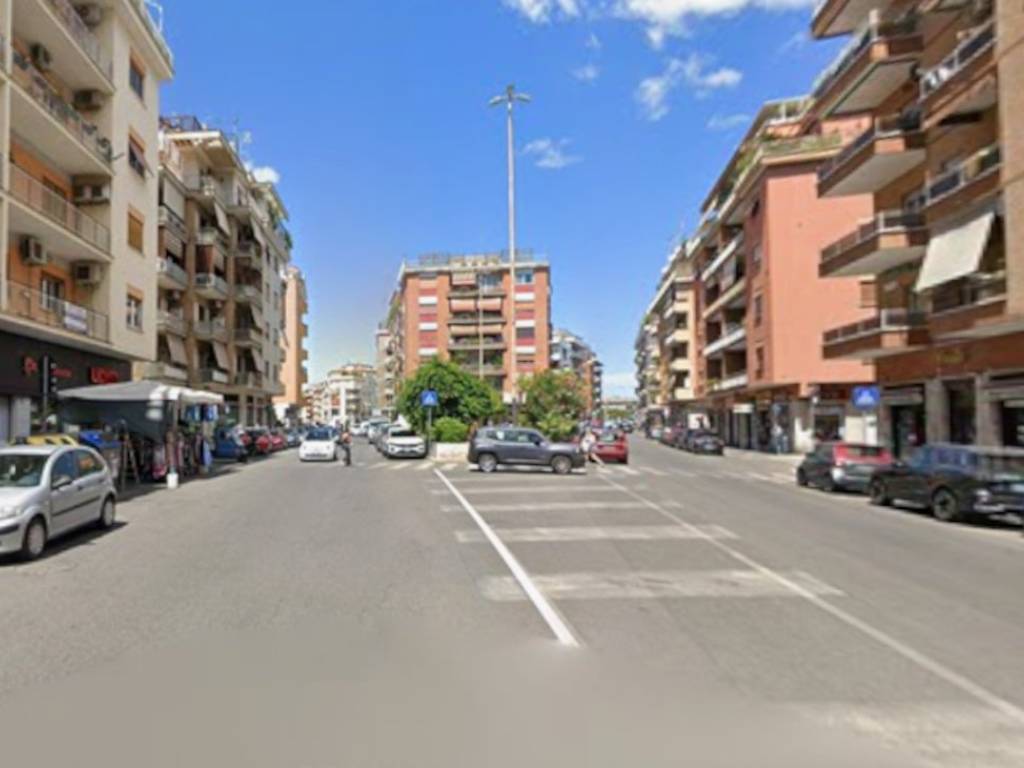 negozio in affitto a Roma in zona Aurelio