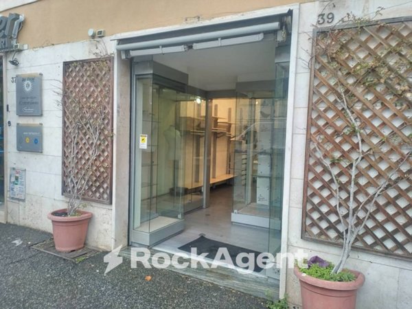 negozio in affitto a Roma in zona Gianicolense
