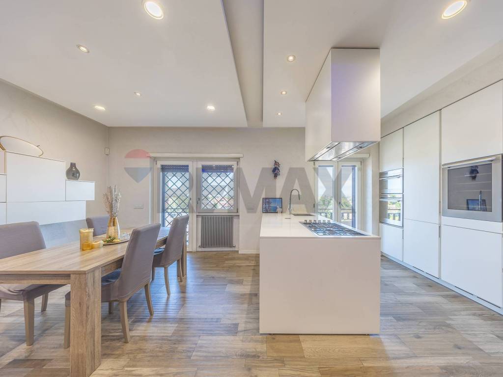 appartamento in affitto a Roma in zona Torre Spaccata