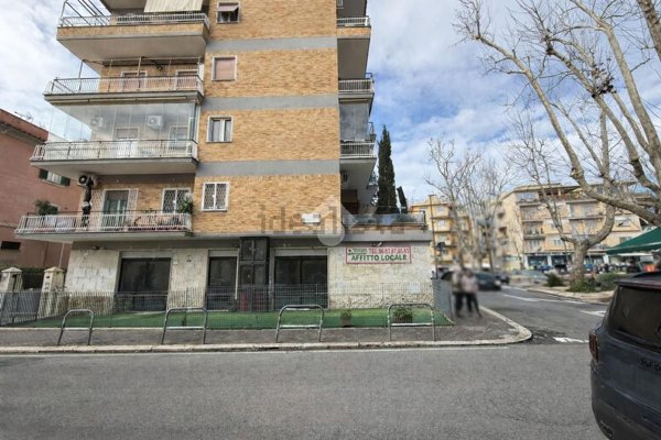 negozio in affitto a Roma in zona Trionfale