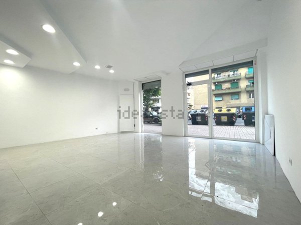 locale commerciale in affitto a Roma in zona Ostia
