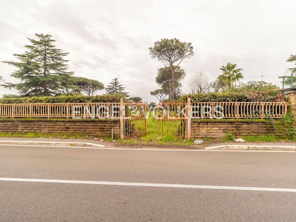 casa indipendente in affitto a Roma in zona Massimina/Casal Lumbroso