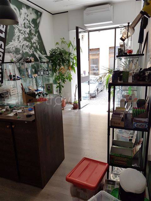 negozio in affitto a Roma in zona Rione Monti/Campitelli