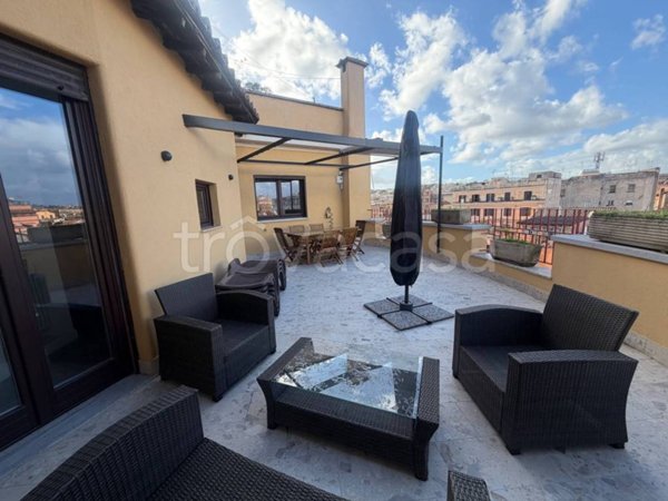 appartamento in affitto a Roma in zona Trastevere