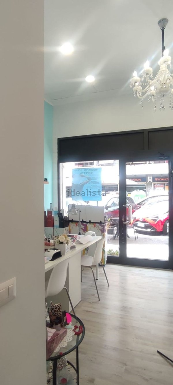 negozio in affitto a Roma in zona Don Bosco