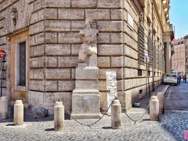 appartamento in affitto a Roma in zona Parione/Sant'Eustachio