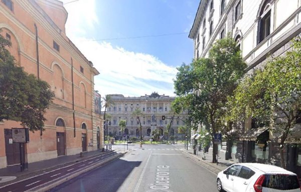 intera palazzina in affitto a Roma in zona Rione Prati