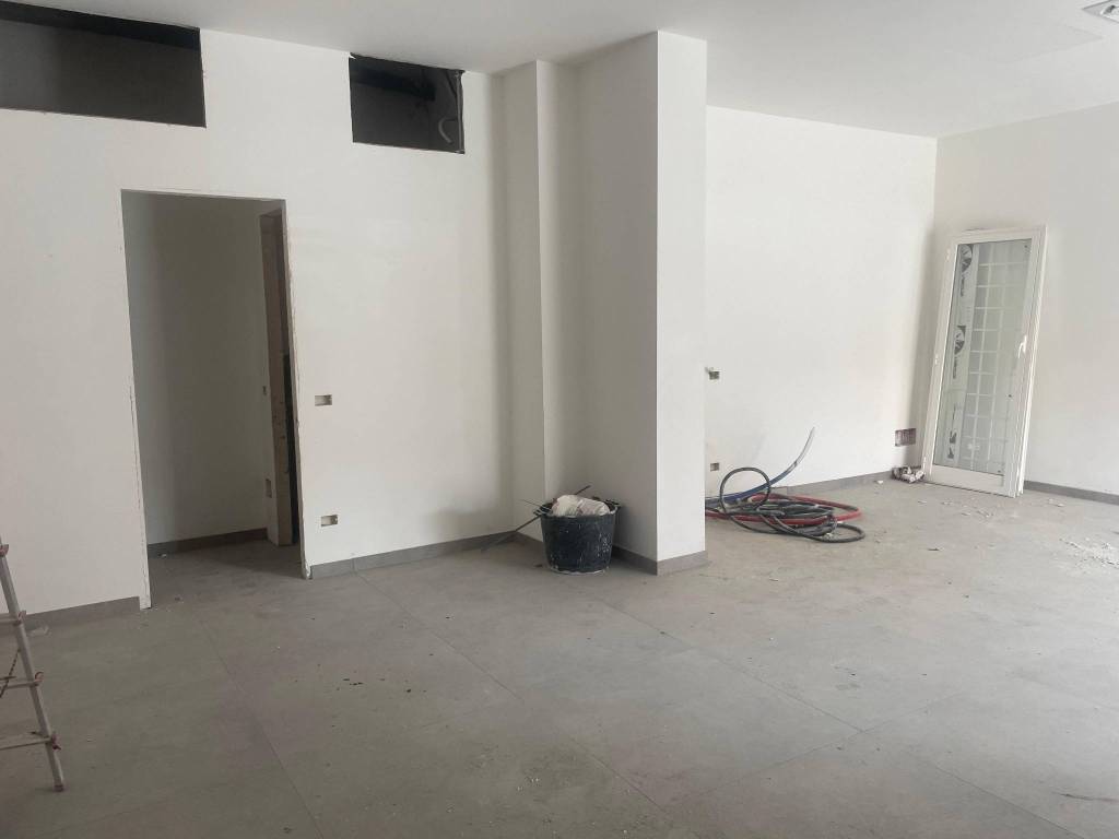 negozio in affitto a Roma in zona Alessandrino