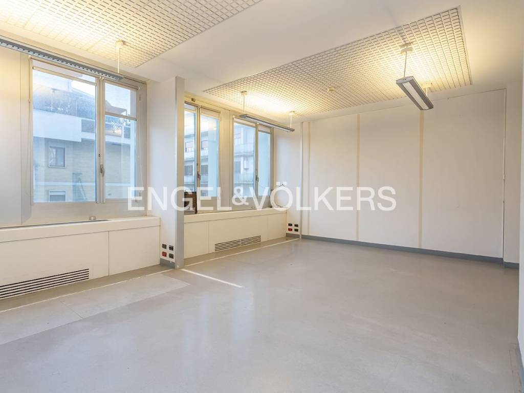 ufficio in affitto a Roma in zona EUR