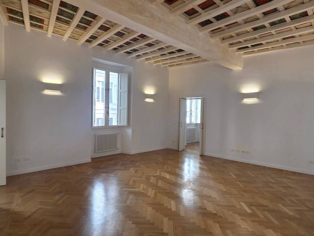 appartamento in affitto a Roma in zona Parione/Sant'Eustachio