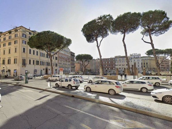 negozio in affitto a Roma in zona Centro Storico