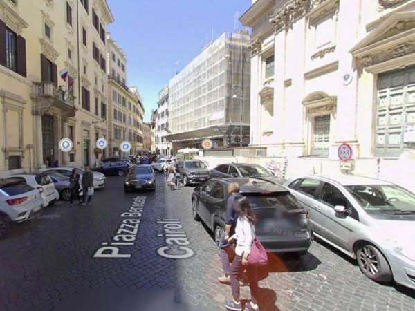 negozio in affitto a Roma in zona Parione/Sant'Eustachio