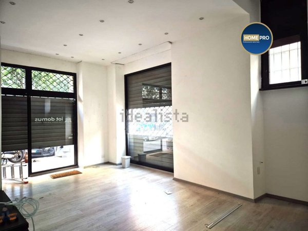 locale commerciale in affitto a Roma