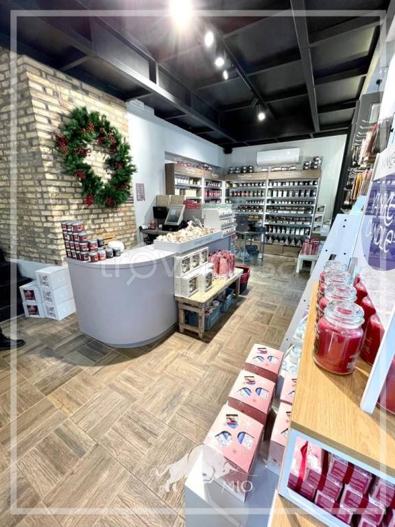 quadrivano in affitto a Roma in zona EUR