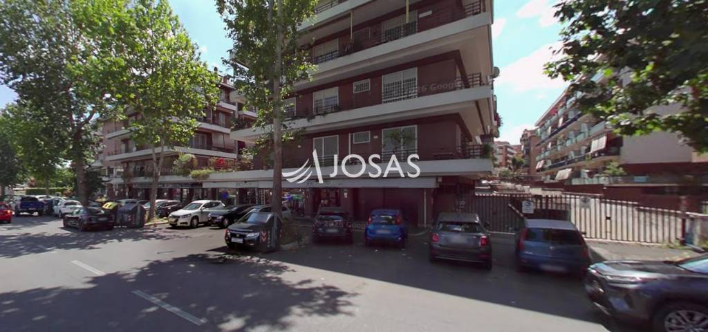 negozio in affitto a Roma