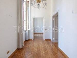 appartamento in affitto a Roma in zona Trevi-Colonna