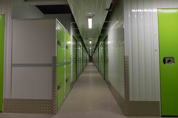 locale di sgombero in affitto a Roma in zona Ponte Mammolo