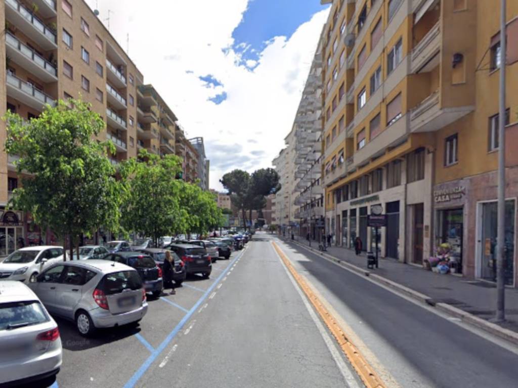 negozio in affitto a Roma in zona Trieste