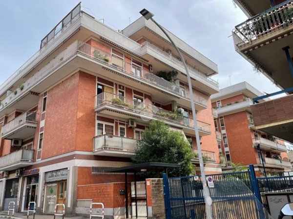 appartamento in affitto a Roma in zona Appio Latino