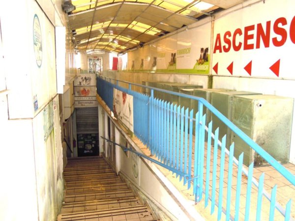 negozio in affitto a Roma in zona Tor di Quinto