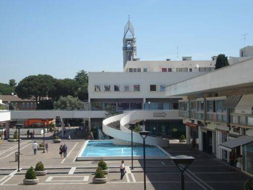 ufficio in affitto a Roma in zona Casal Palocco