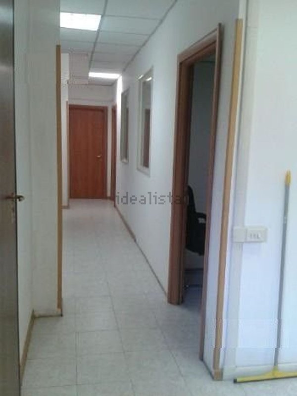 locale commerciale in affitto a Roma in zona Casal Morena