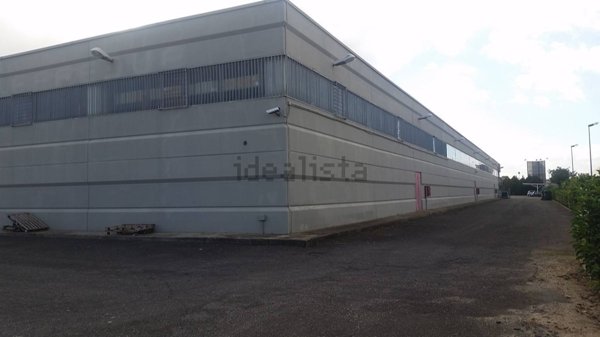 locale commerciale in affitto a Roma in zona Appio Claudio