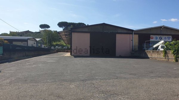 capannone in affitto a Roma in zona Ardeatino
