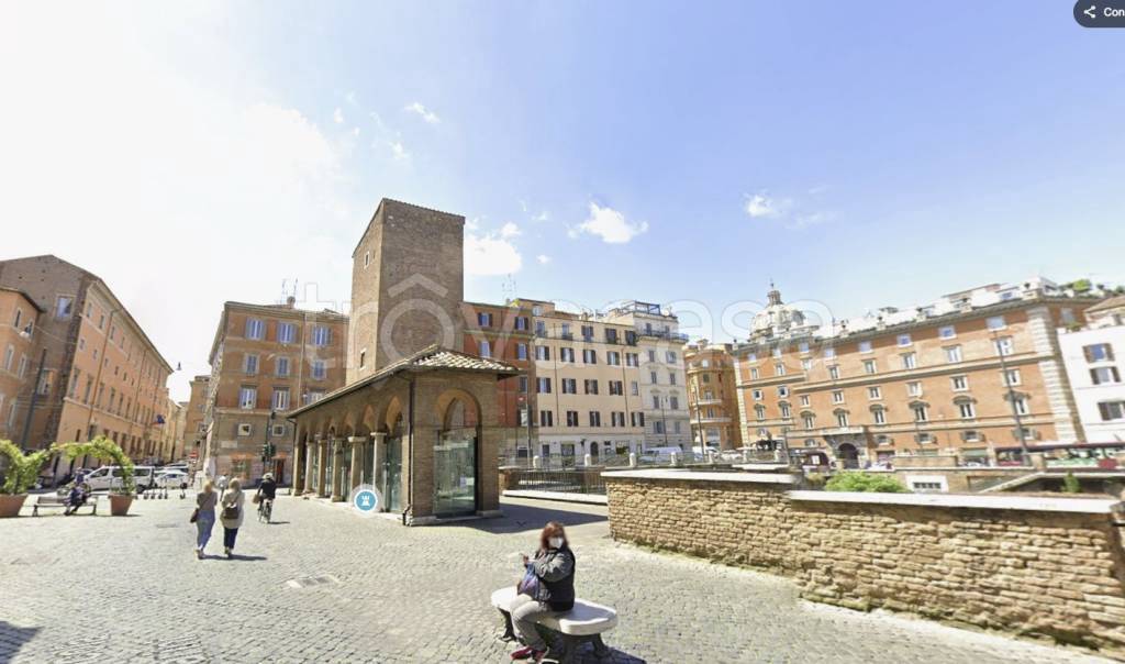 negozio in affitto a Roma in zona Parione/Sant'Eustachio