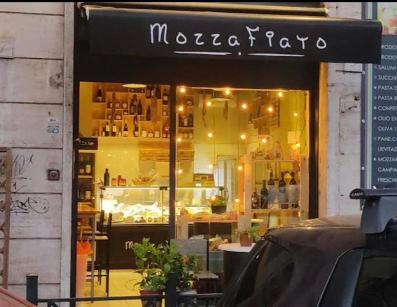 locale commerciale in affitto a Roma in zona Monte Sacro/Talenti